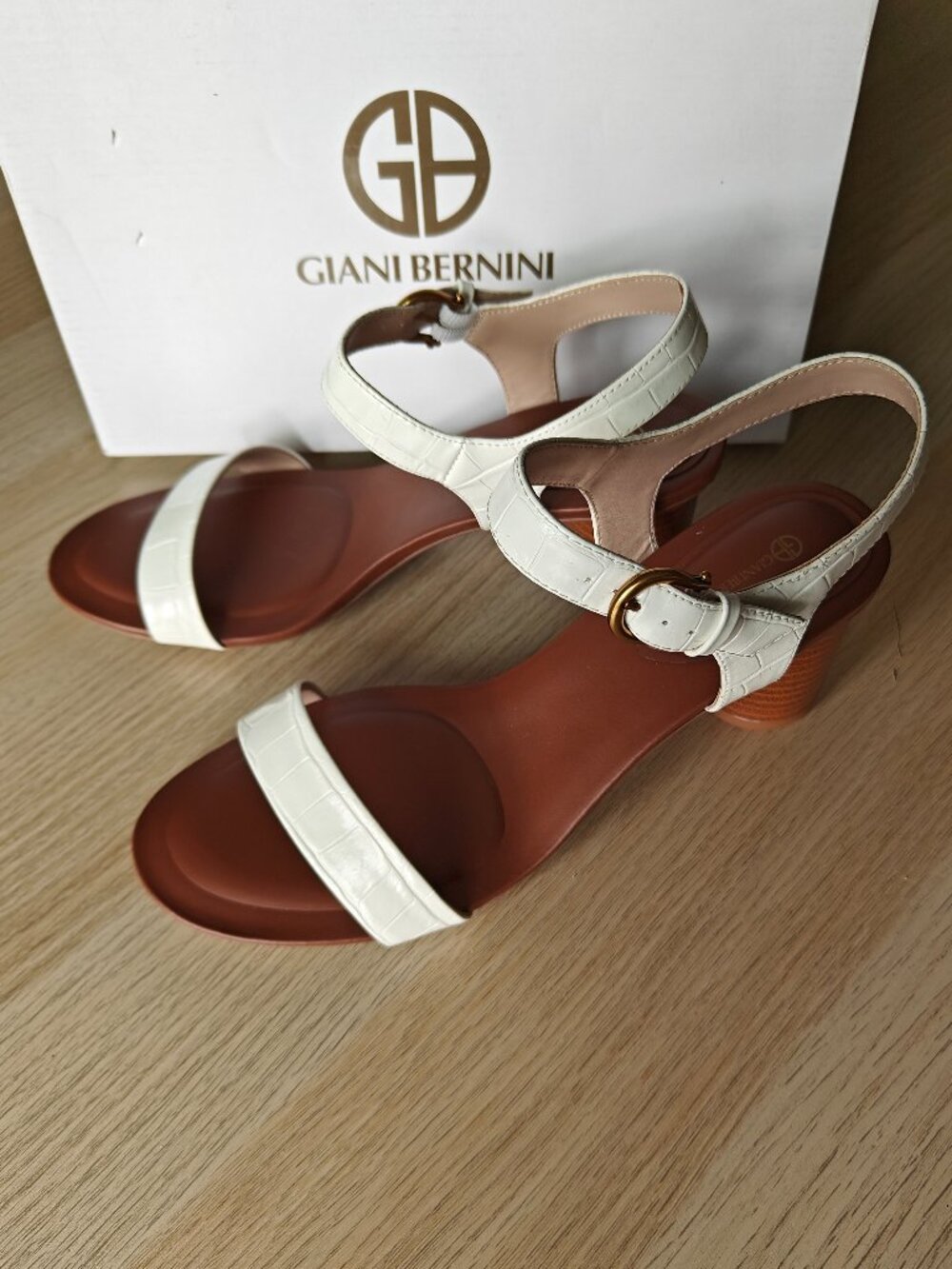 GIANI BERNINI WOMEN'S CYLINDER STACKED HEEL DRESS SANDALS (SIZE 11M)